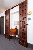 Casa Alhaja by Shiadu