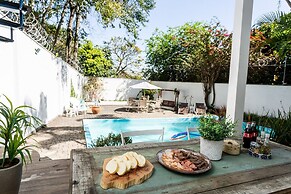 Casa na Lapa com Piscina e Churrasqueira