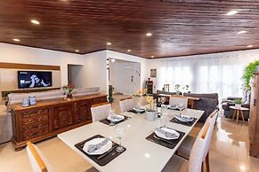 Casa na Lapa com Piscina e Churrasqueira