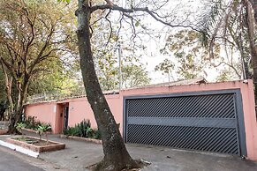 Casa na Lapa com Piscina e Churrasqueira