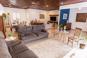 Casa na Lapa com Piscina e Churrasqueira