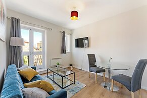 Luxe 1 bed Flat in Canada Water - Free Parking
