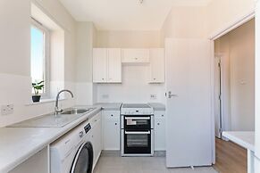 Luxe 1 bed Flat in Canada Water - Free Parking