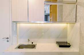 Comfort And Serene 2Br At Urban Heights Apartment