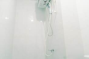 Comfort And Serene 2Br At Urban Heights Apartment