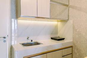 Comfort And Serene 2Br At Urban Heights Apartment