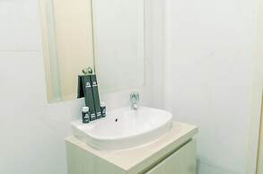 Comfort And Serene 2Br At Urban Heights Apartment