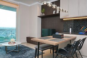 Elegant 2Br Citralake Suites Apartment