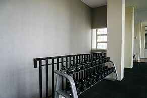 Minimalist And Comfy 1Br Citralake Suites Apartment