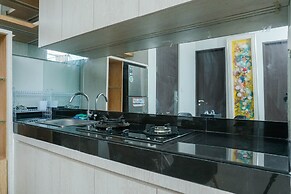 Minimalist And Comfy 1Br Citralake Suites Apartment