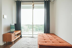 Nice And Homey 1Br At Citralake Suites Apartment