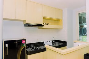 Comfortable And Modern Look 1Br At Citralake Suites Apartment