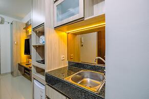Warm And Minimalist Studio Room Transpark Cibubur Apartment
