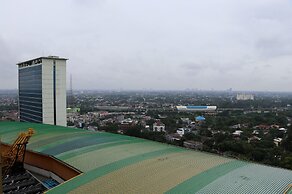 Comfort 2Br Apartment At 30Th Floor Transpark Cibubur