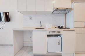 Cozy And Comfort Studio Sky House Alam Sutera Apartment