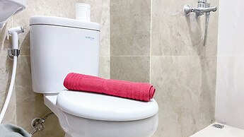 Comfy And Homey 2Br Transpark Cibubur Apartment