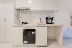 Homey And Simply Look Studio Sky House Alam Sutera Apartment