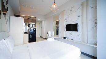 Comfy Studio (No Kitchen) Apartment At Benson Supermall Mansion
