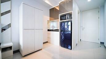 Comfy Studio (No Kitchen) Apartment At Benson Supermall Mansion