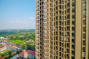 Cozy Living And Homey Studio Transpark Cibubur Apartment