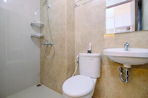 Cozy Living And Homey Studio Transpark Cibubur Apartment