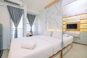 Cozy Stay And New Furnished Studio At Transpark Cibubur Apartment