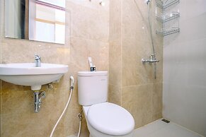 Cozy Stay And New Furnished Studio At Transpark Cibubur Apartment