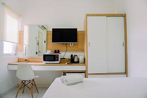 Cozy Living Studio Room (No Kitchen) Apartment Aeropolis Residence