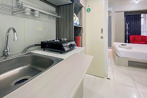 Comfortable 1Br Without Living Room At Amartha View Apartment