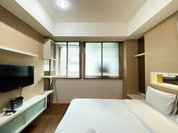 Modern Look And Comfort 2Br Kemang Village Apartment