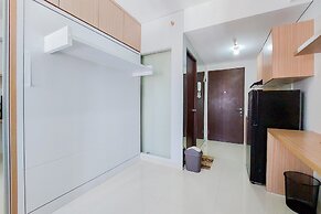 Best Price And Homey Studio Transpark Bintaro Apartment