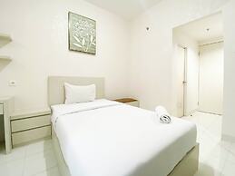 Minimalist And Homey Studio Room At Amartha View Apartment