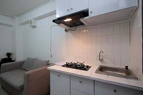 Brand New And Comfort 2Br At Bassura City Apartment