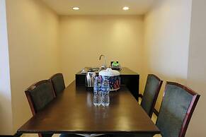 Good Choice 2Br Apartment At Braga City Walk