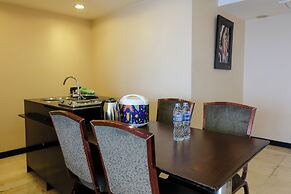 Good Choice 2Br Apartment At Braga City Walk