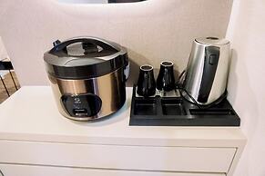 Homey And Cozy Studio Room Daan Mogot City Apartment