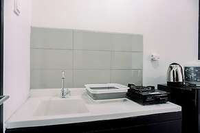 Comfort And Homey 2Br Belmont Residence Puri Apartment