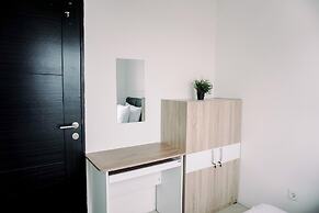 Comfort And Homey 2Br Belmont Residence Puri Apartment