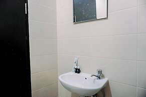 Comfort And Homey 2Br Belmont Residence Puri Apartment