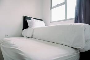 Comfort And Homey 2Br Belmont Residence Puri Apartment