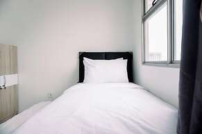 Comfort And Homey 2Br Belmont Residence Puri Apartment