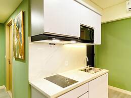 Best Homey 2Br At Meikarta Apartment