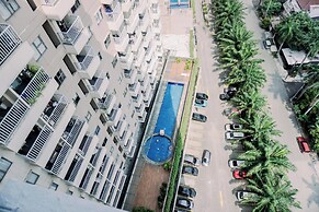 Great Deal And Homey 1Br Apartment Belmont Residence Puri