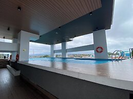 Minimalist And Cozy 1Br The Alton Apartment