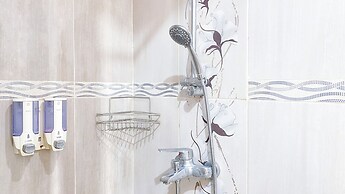 Good Deal 1Br Green Pramuka City Near Mall Apartment