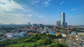 Good Deal 1Br Green Pramuka City Near Mall Apartment