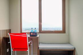 Strategic And Nice Studio At Gateway Park Lrt City Bekasi Apartment