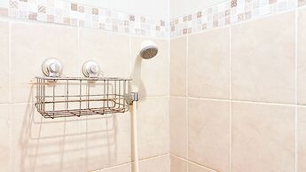 Minimalist And Homey Studio Green Bay Pluit Apartment