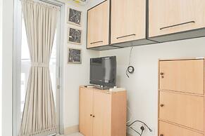 Minimalist And Homey Studio Green Bay Pluit Apartment