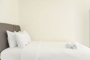 Minimalist And Homey Studio Green Bay Pluit Apartment